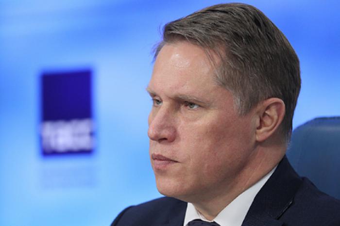 Мурашко рассказал об испытаниях вакцин от коронавируса в России