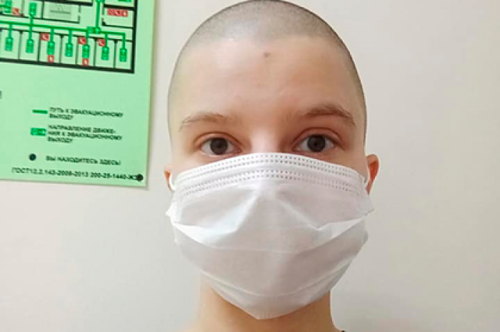 Обвиненную за рисунки с вагинами художницу оштрафовали за ЛГБТ-картинки