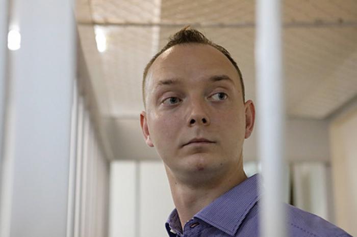 Песков назвал Сафронова хорошим журналистом