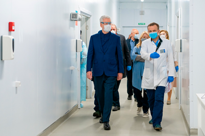 Собянин оценил заболеваемость COVID-19 в Москве словами «ниже уже не будет»
