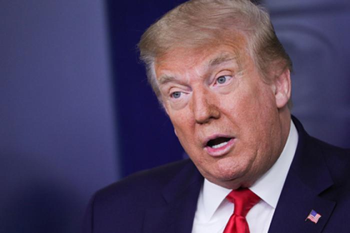 Трамп сократил тюремный срок своему бывшему советнику