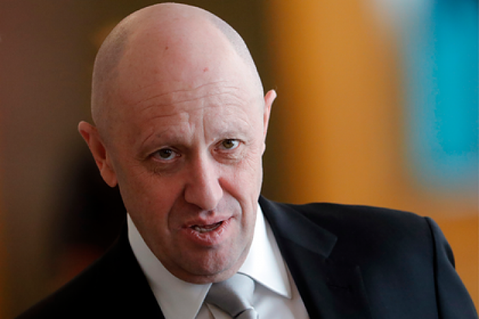 Засудивший Навального Пригожин пожертвует ему миллион рублей