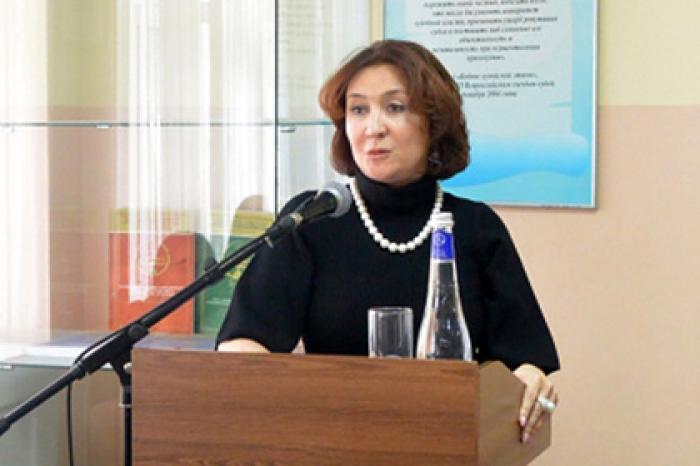 «Золотую судью» Елену Хахалеву досрочно лишили полномочий