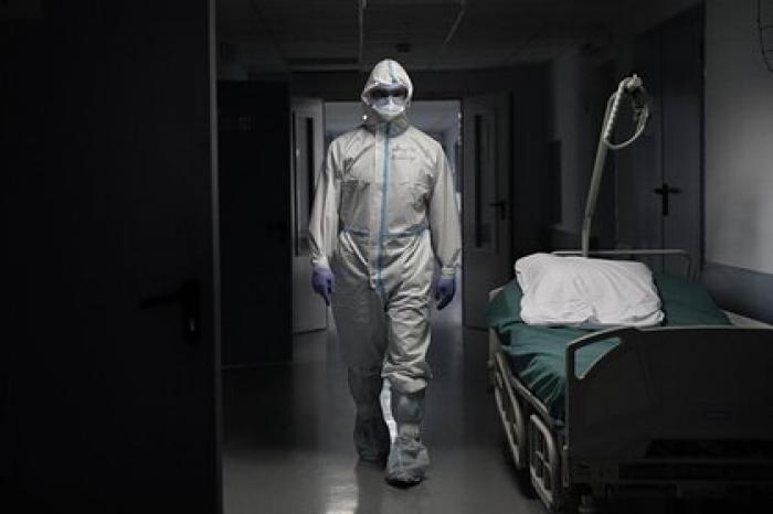 Иран уличили в занижении числа умерших от коронавируса почти в три раза