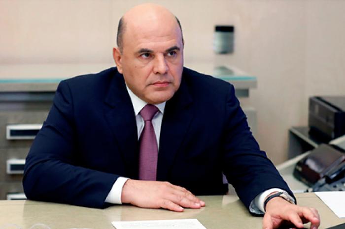 Мишустин дал борющимся с COVID-19 медикам право на досрочную пенсию