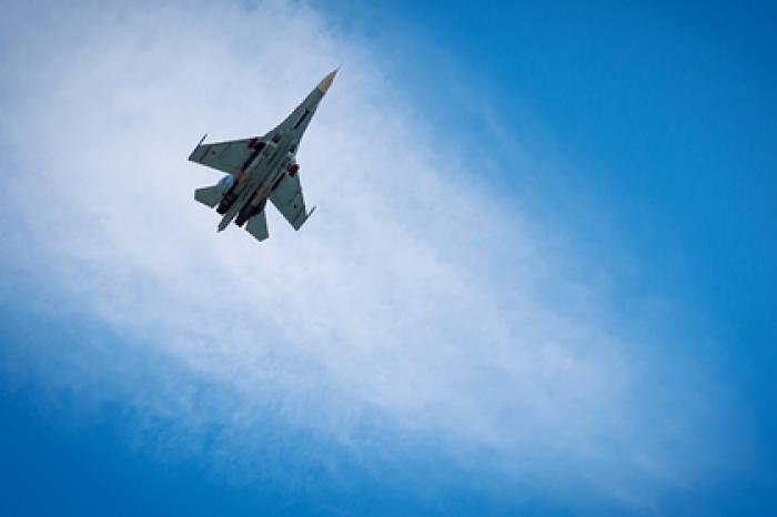 Очередной перехват самолета США над Черным морем российским Су-27 попал на видео