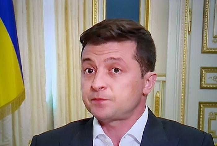 Охрана Зеленского опровергла избиение беженки из Донбасса