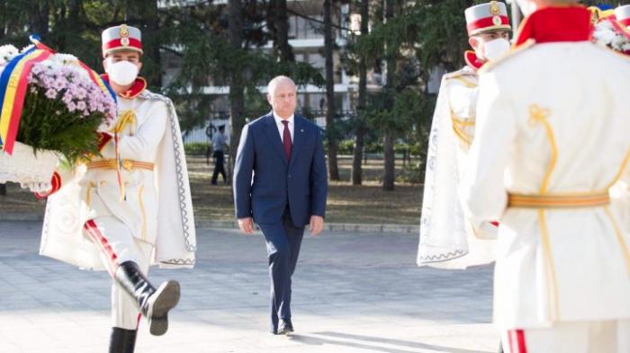 Президент поздравил жителей Молдовы с Днем независимости