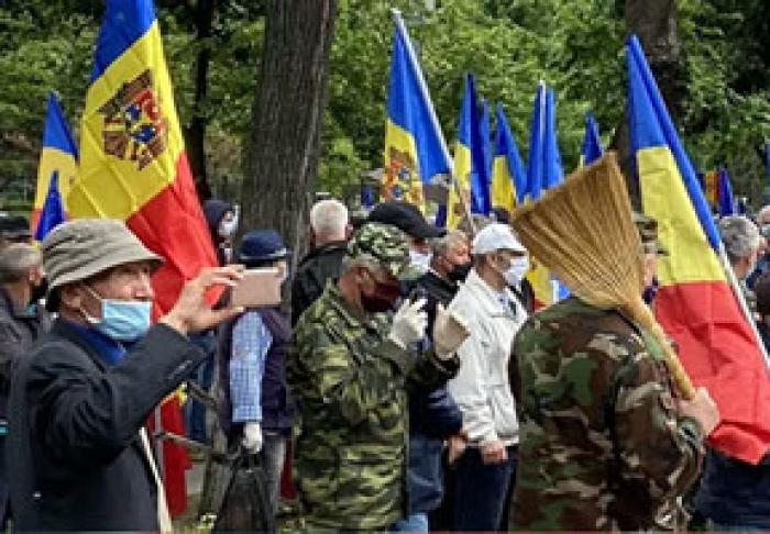 ПРОТЕСТ ВЕТЕРАНОВ ПРИДНЕСТРОВСКОГО КОНФЛИКТА В КИШИНЕВЕ С ТРЕБОВАНИЕМ ОТСТАВКИ ДОДОНА