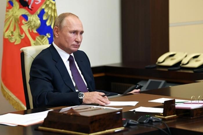 Путин наградил 17 американцев