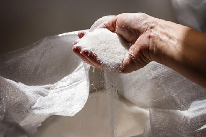 Россиянам назвали вредные для иммунитета продукты