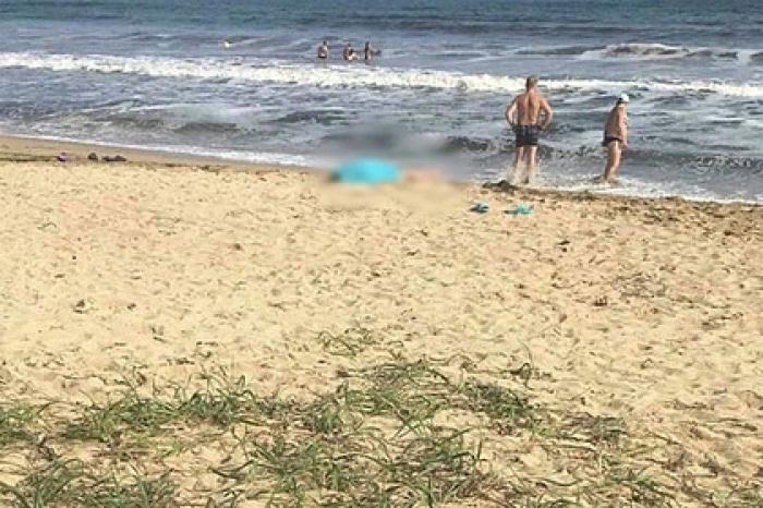 Семья российских туристов погибла в море на глазах у ребенка