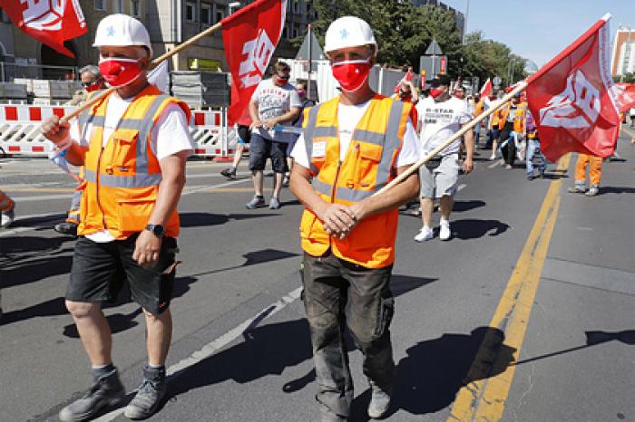 В Берлине запретили митинговать против карантина из-за карантина