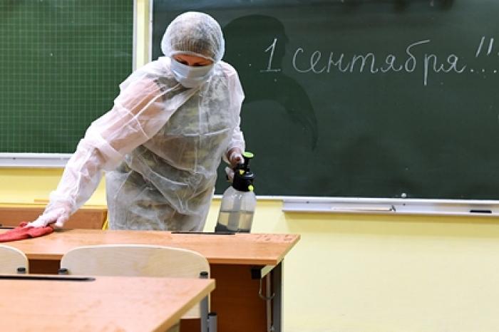 В Госдуме попросили разъяснить процедуру обязательной вакцинации учителей