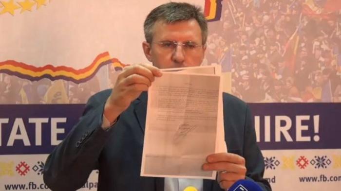 Дорин Киртоакэ утверждает, что президент Игорь Додон подал на него в суд