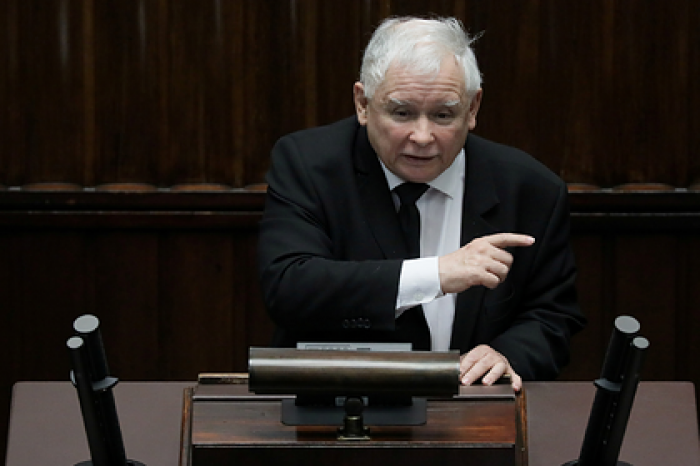Глава правящей партии Польши назвал ЛГБТ «угрозой цивилизации»