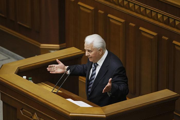 Кравчук призвал отказаться от ультиматумов Киеву по Донбассу