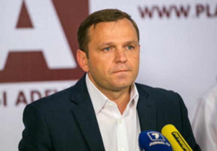 ЛИДЕР ПЛАТФОРМЫ DA: ПРЕЗИДЕНТСКИЕ ВЫБОРЫ СТАНУТ СЕРЬЕЗНЫМ ЭКЗАМЕНОМ ДЛЯ ПРОЕВРОПЕЙСКИХ ПАРТИЙ