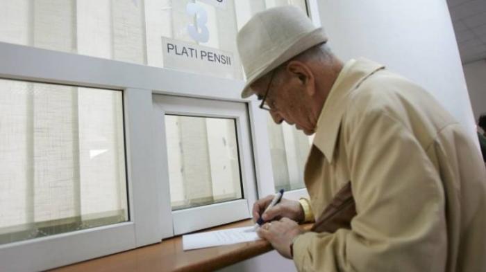 Лицам с пенсией или социальным пособием до трех тысяч леев увеличат выплаты