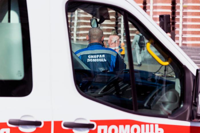 Россиянка получила кулаком по голове за разговор на родном языке