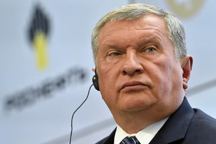 Сечин направил поздравление с Днем работников нефтяной и газовой промышленности