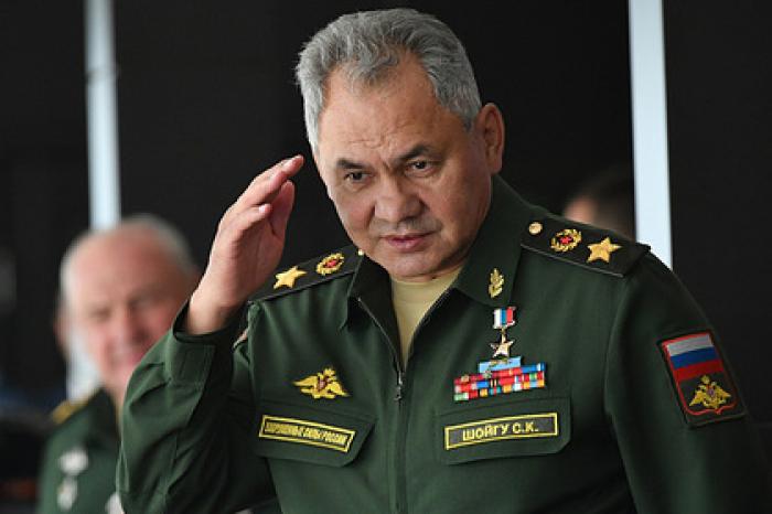 Шойгу указал на стремление НАТО вернуться к противостоянию времен холодной войны