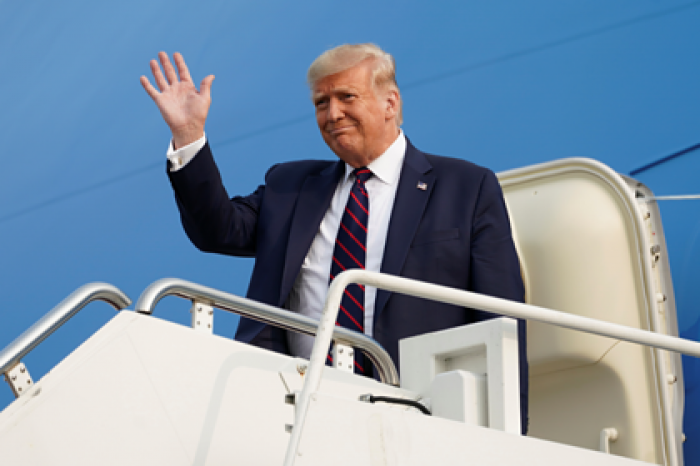 Трамп назвал сроки начала вакцинации от коронавируса в США