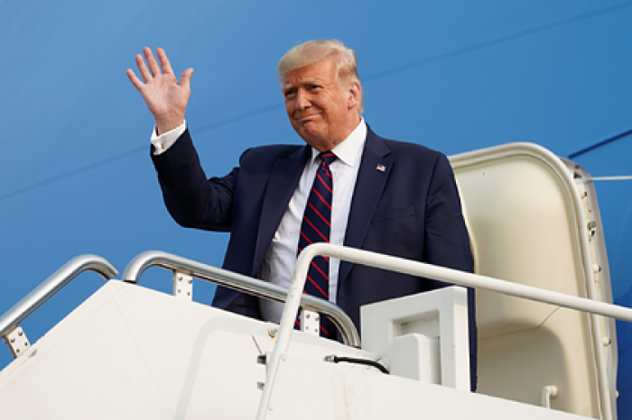 Трамп пожаловался на невозможность вести себя как президент