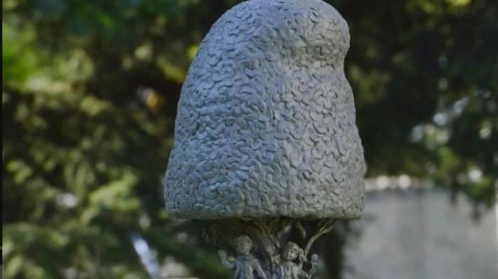 В центре столицы появится каменная шапка Гугуцэ высотой семь метров