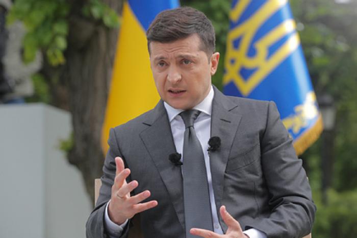 Зеленский назвал стратегическим курсом Украины вступление в НАТО