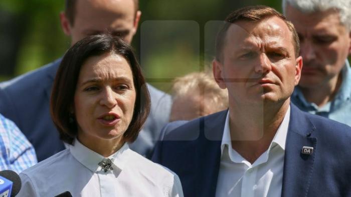 Андрей Нэстасе повторно призвал Майю Санду сняться с президентских выборов в его пользу