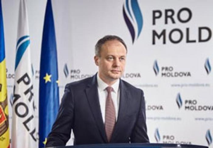 ЧЕТВЕРО ДЕПУТАТОВ ПОКИНУЛИ ПАРЛАМЕНТСКУЮ ГРУППУ PRO-MOLDOVA