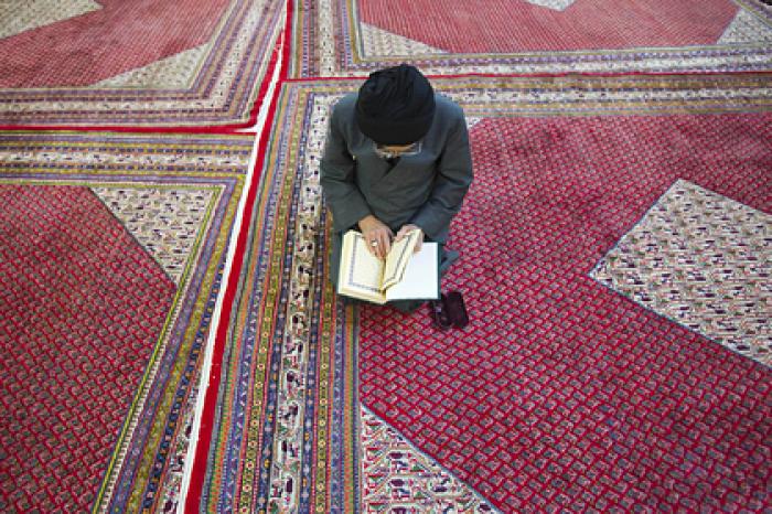 Еще одна страна предъявила претензии Парижу из-за карикатур на пророка Мухаммеда