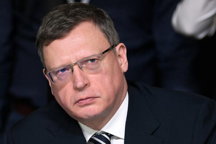 Губернатор дал день на поиск виновных в инциденте со скорыми в Омске