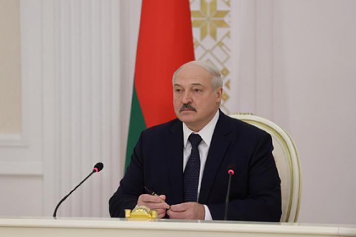 Лукашенко заявил о развернутой против Белоруссии террористической войне