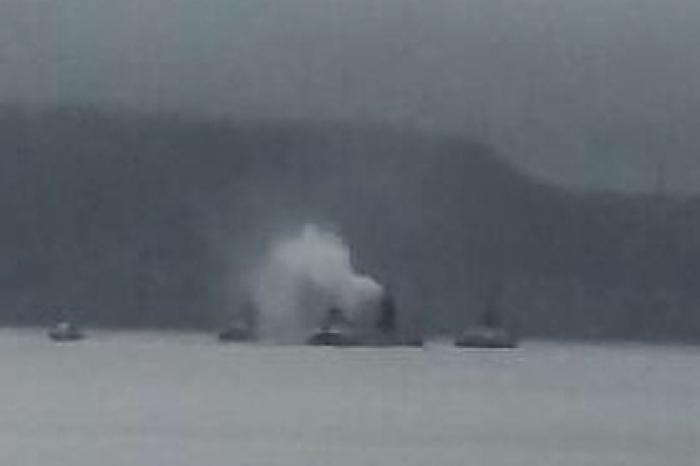 На подлодке у берегов Великобритании начался пожар
