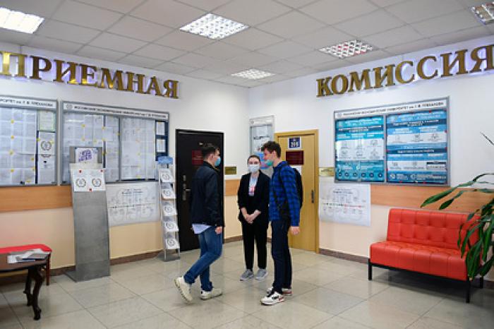 Названы российские вузы с самыми сильными абитуриентами
