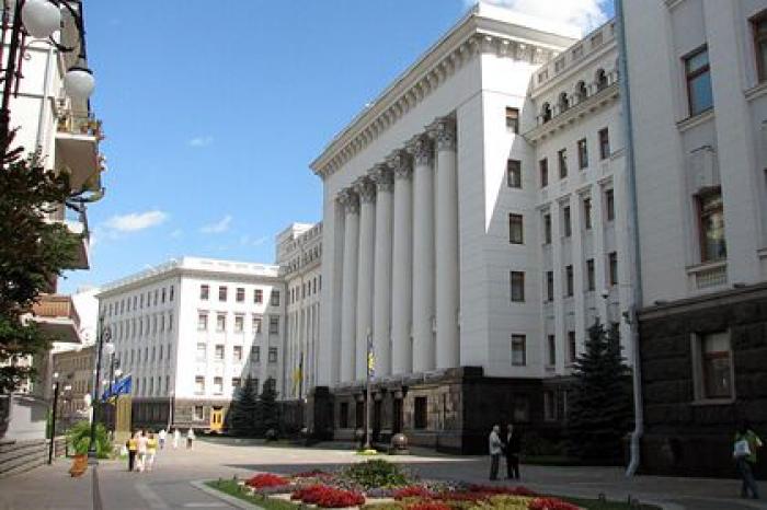 Офис Зеленского назвал условие для проведения выборов в Донбассе