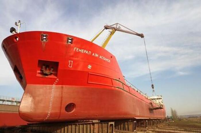 Появилась угроза затопления российского танкера в Азовском море после взрыва