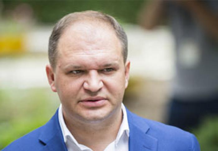 ПРИМАР КИШИНЕВА ПРИЗВАЛ ПОЛИЦИЮ ОТЫСКАТЬ ВАНДАЛОВ, ИЗУРОДОВАВШИХ ИНСТАЛЯЦИЮ, ПОСВЯЩЕННУЮ МЕДИКАМ