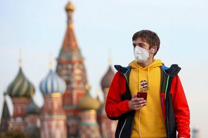 Психолог объяснил нежелание людей носить маски