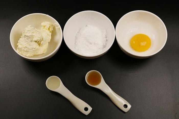 Россиянам перечислили ускоряющие старение организма продукты