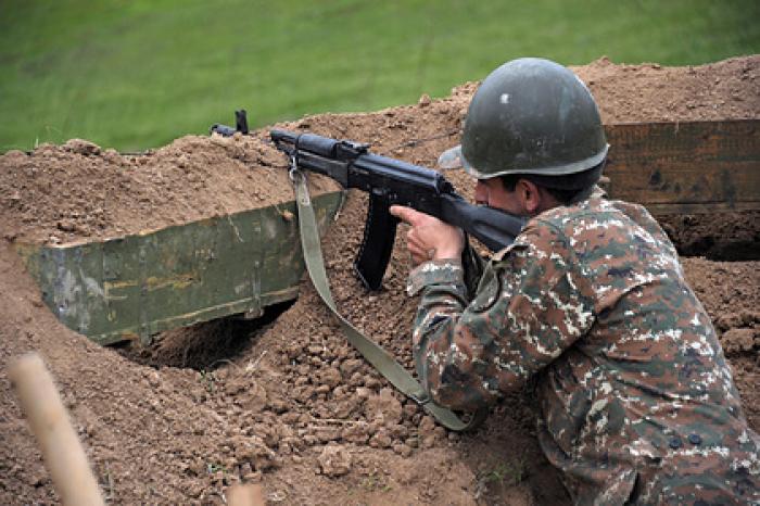 Сбитый военный вертолет Азербайджана упал на территорию Ирана