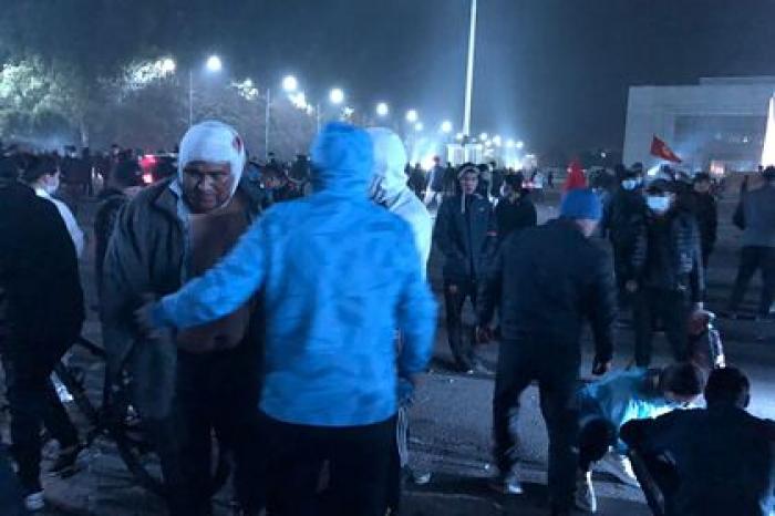 Во время протестов в Киргизии погиб человек