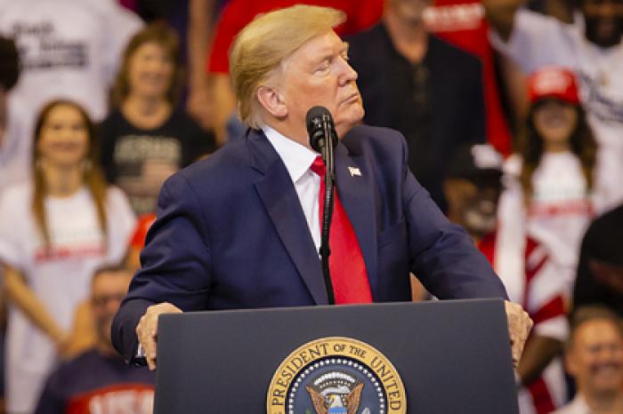 Врач рассказал о состоянии здоровья заразившегося коронавирусом Трампа