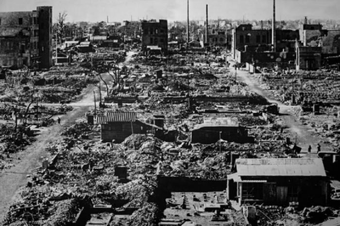 В Японии захотели выплатить по 5 тысяч долларов жертвам бомбардировок США