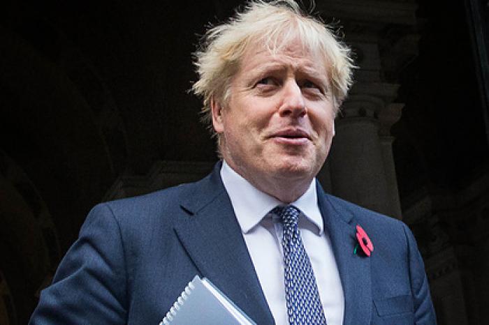 Джонсон рассказал о фантастических результатах испытаний вакцины от коронавируса