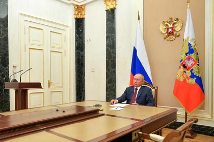 Кремль назвал чушью слухи о здоровье Путина и его отставке