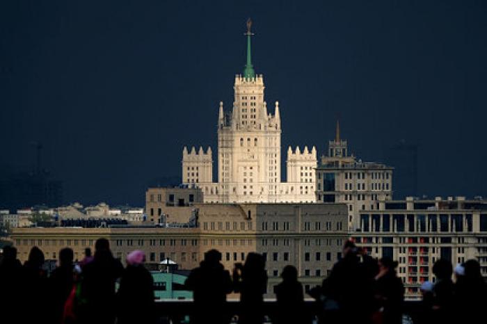 Минобрнауки отреагировало на иск студентов к МГУ из-за дистанционки