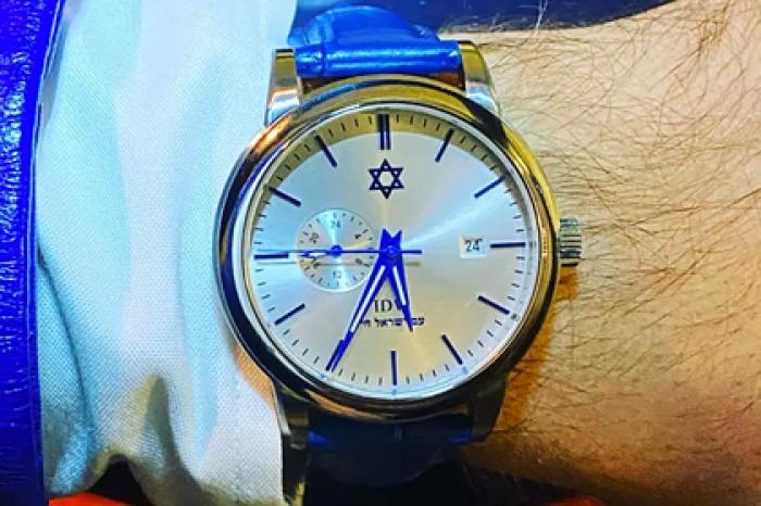 Мир между ОАЭ и Израилем отпраздновали выпуском часов за десятки тысяч рублей